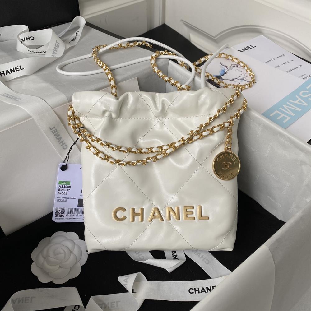 Chanel23SAS3980 Chanels mini22 hit HeartsChanel Gooses bag accessories will always be planted with grass from the just concluded 2023 SpringSummer