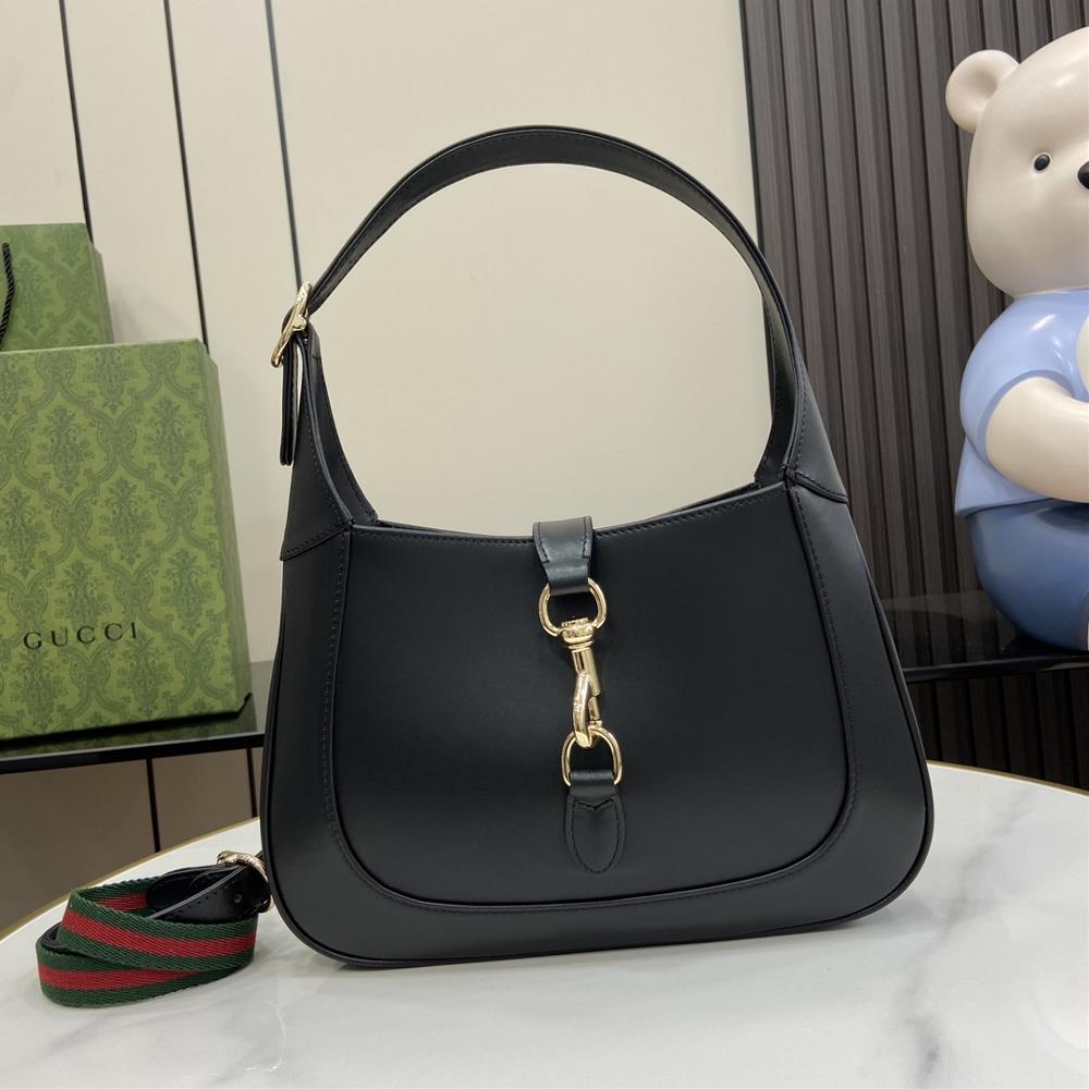 New Gucci Jackie series small shoulder backpack This brand new Gucci Jackie series shoulder backpack is crafted with highquality leather craftsmansh