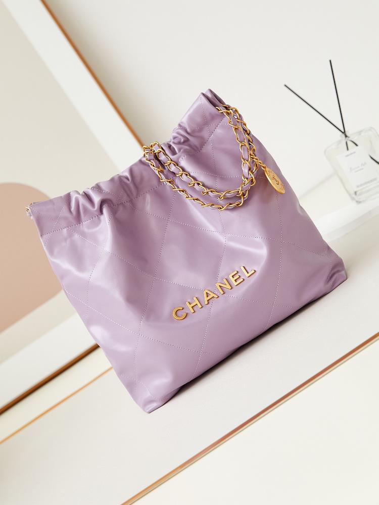 Hot 22 bag shopping bag the most popular and worth buying series of this season Its name is 22 bag and anything named after a number will be hot an