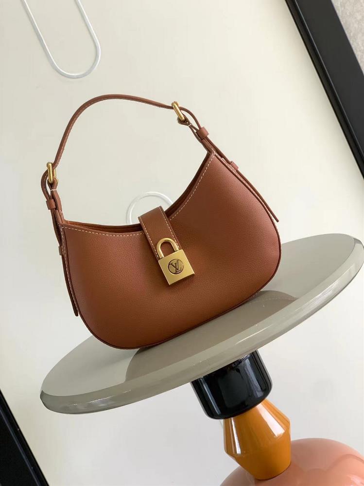 M24611 M24990This Low Key Shoulder Bag handbag once again confirms the brands exquisite craftsmanship with its luxurious design Soft cowhide leather