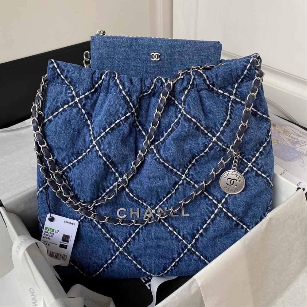 Hot 22 bag shopping bag in spring and summer AS3261 is the hottest and most worth buying denim series of this season Its name is 22 bag and anythin