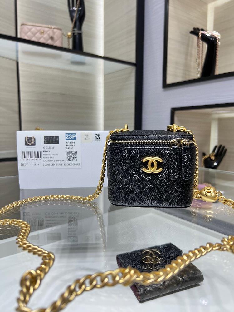 Ohanel 23P New Box Bag is the Most Beautiful Love Adjustable Buckle with Adjustable ChainThe caviar skin is crafted with double C relief technology a