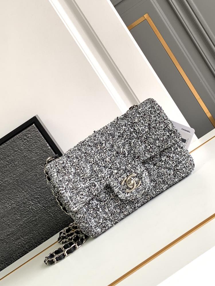1116 gray white small size 20cm gray new product launched 24PCHANEL 24 new woolen flap bag woolen cloth paired with macaron color series blue full le