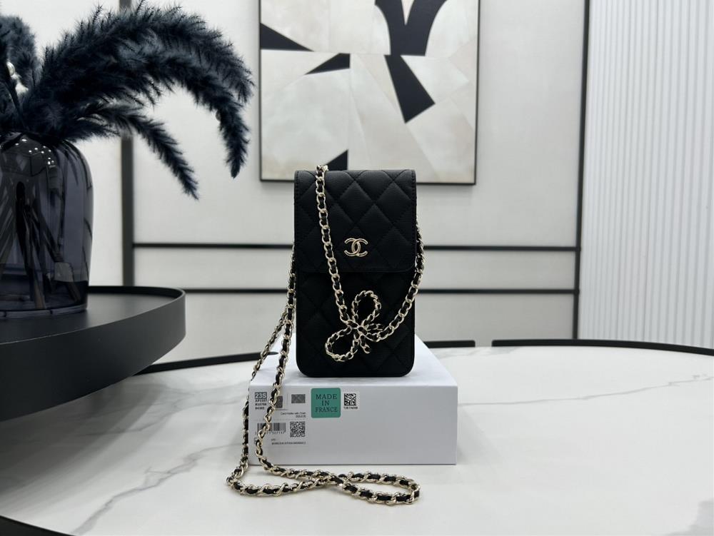 AP3307 Chanel 23S the latest classic black gold lychee grain cowhide from early spring The bow shaped mobile phone bag is so exquisite that it looks