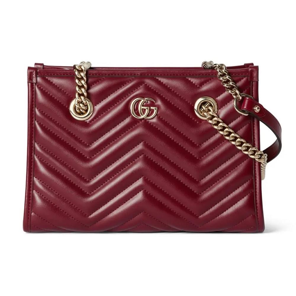 New GG Marmont series small tote bagStyle number779727 AADPN 6207This GG Marmont series small tote bag is presented with the brand Gucci Rosso Ancora