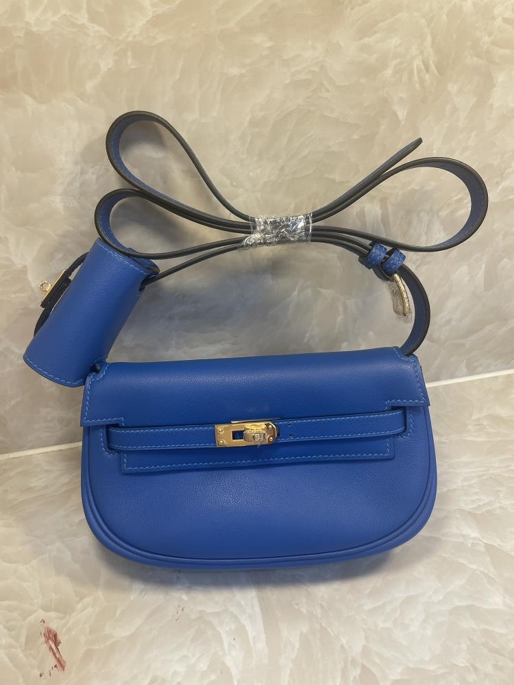 Kelly Moove handbagSwift leather French blue handmade beeswax thread dont compare prices with market motorcycle goods take pictures in real lifeThe