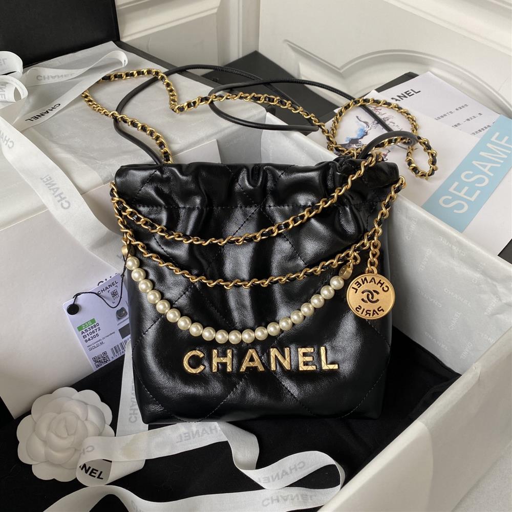 Chanel23SAS3980 Chanels mini22 hit HeartsChanel Gooses bag accessories will always be planted with grass from the just concluded 2023 SpringSummer