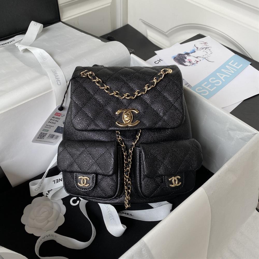 Chanel23P is a super popular double backpack which is very small in size and similar to the old Duma The color scheme is undoubtedly a premium one