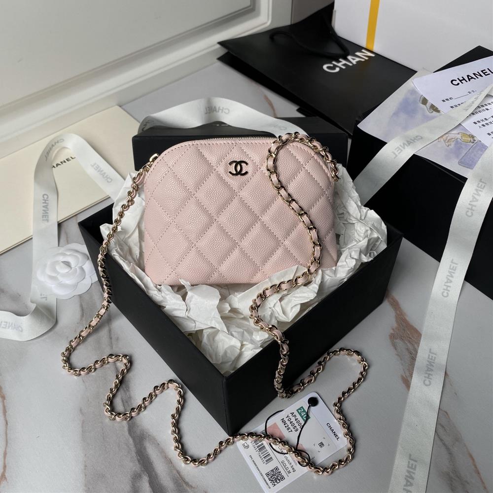 Chanel 24s Shell Bag Ap4000 Small and exquisite shell bag is like a sweet treasure in a fairy tale which makes girls enchanted It is decorated with