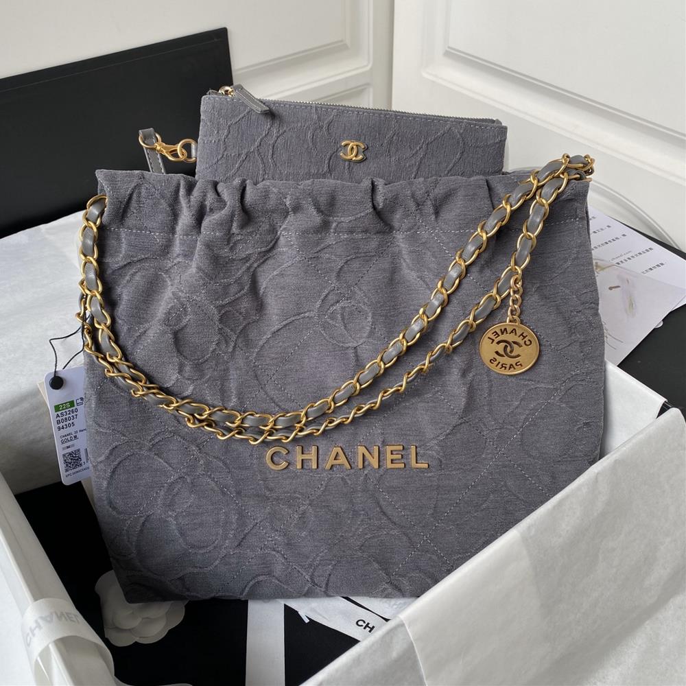 2023S SpringSummer Hot 22 Bag Shopping Bag AS3260 is the hottest and most worth buying velvet series of this season Its name is 22 bag and anything