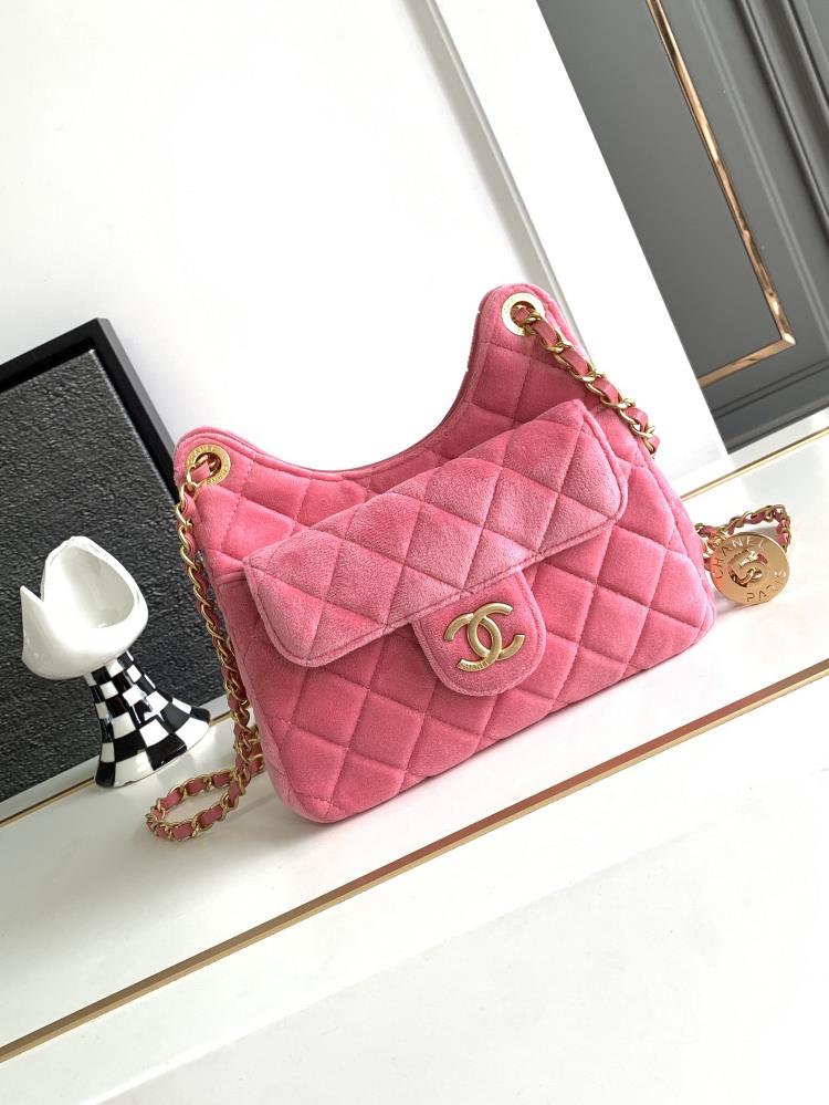 3710 Summer Trendy Spot Chanel23B Pink Velvet Tmall Elf is playful and luxuriousThe new package sharing 23B is really cute Look at the picture This