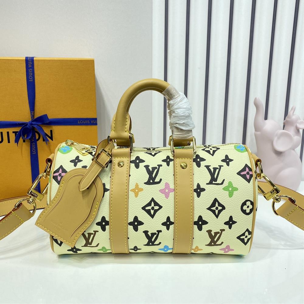 M24849 White FlowerThis Keepall Bandoulire 25 handbag is made from Monogram Craggy canvas and features a colorful hand drawn Monogram pattern daisy