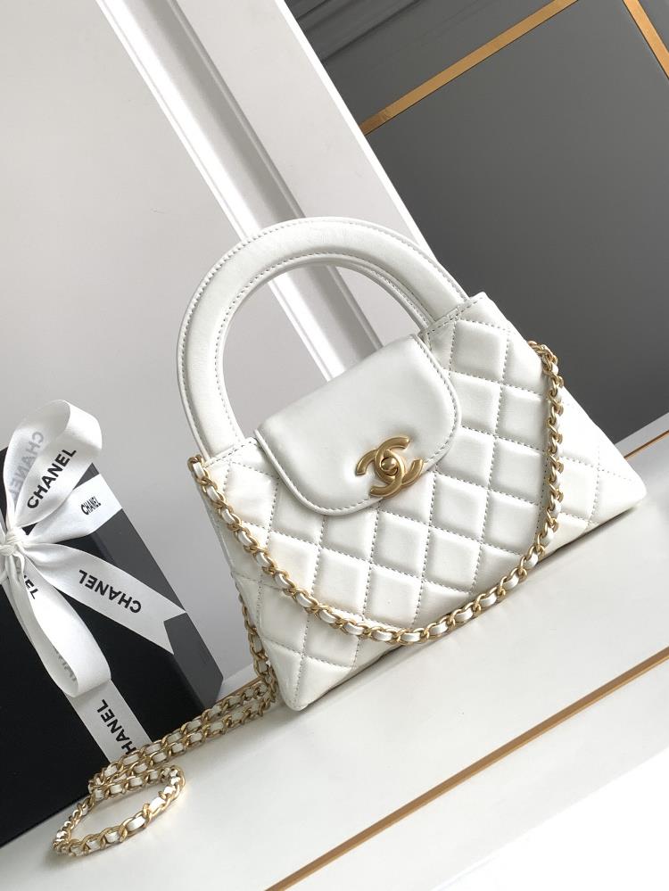 Upgraded version milk white CHANEL new Kelly chain bag 23K the most popular bag Fashion is a cycle of great popularity Middle aged Kelly has been r