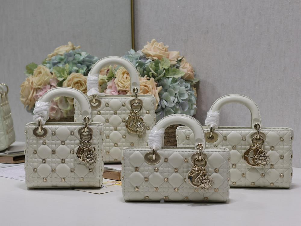 Lady Daifei handbag with 4 sizes of Sunflower AriesModel 050505380540  professional luxury fashion brand agency businessIf you have wholesale or ret