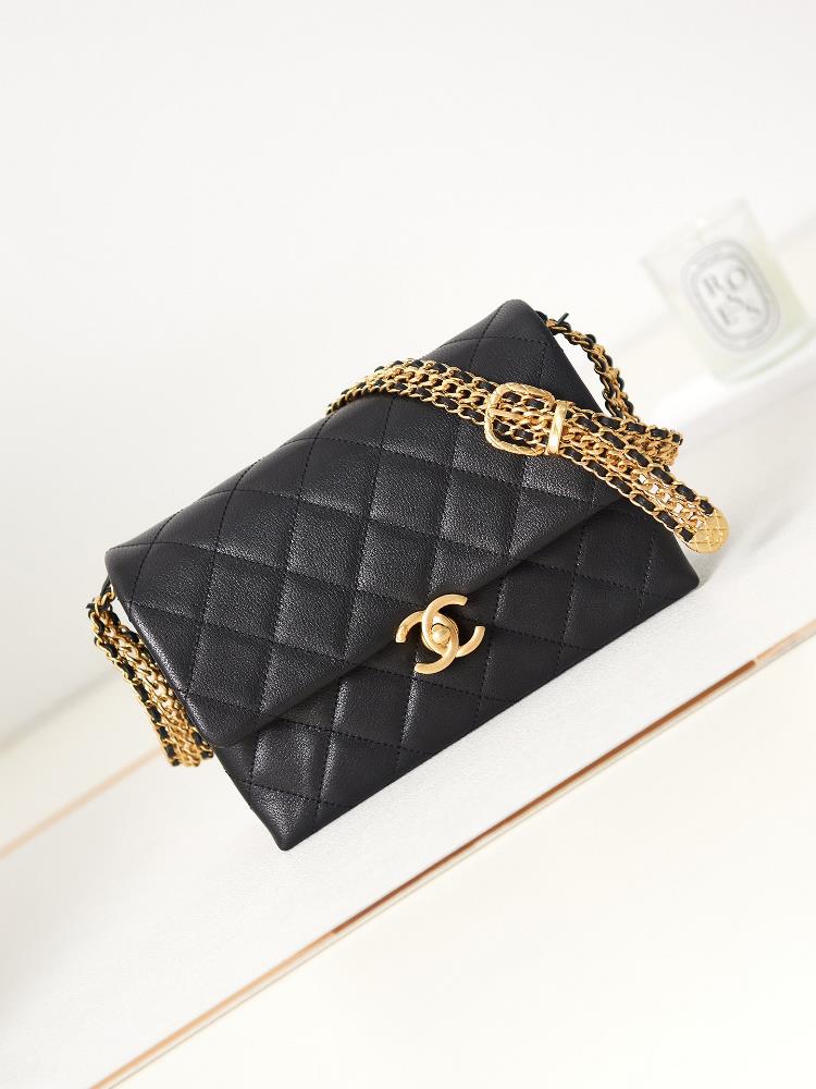 Chanel23s hidden cowhide underarm bagToday only 23s of hidden styles are availableThe rare underarm style chain is very exquisiteMetal leather for ch