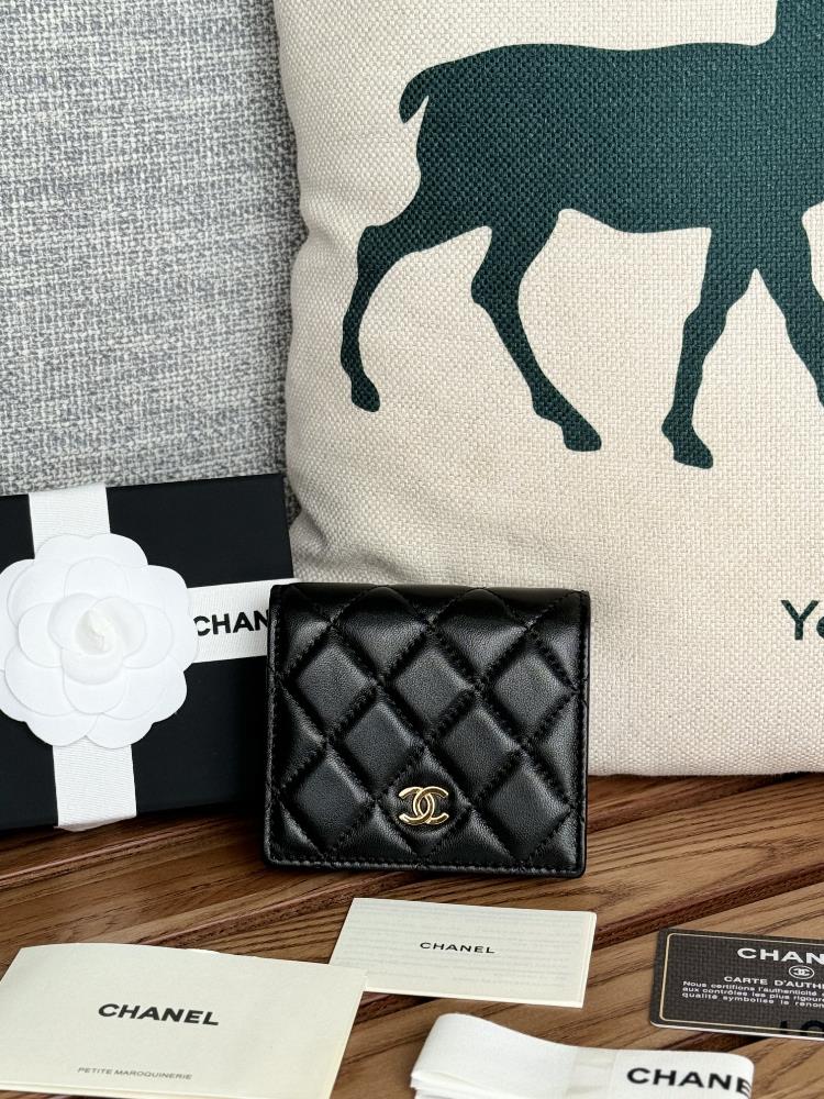 2024 new product chanelFolded Short Wallet Arrived in Sheepskin Made with Small Sheepskin Inner Pocket with Zero MoneyThis type of wallet is super pr