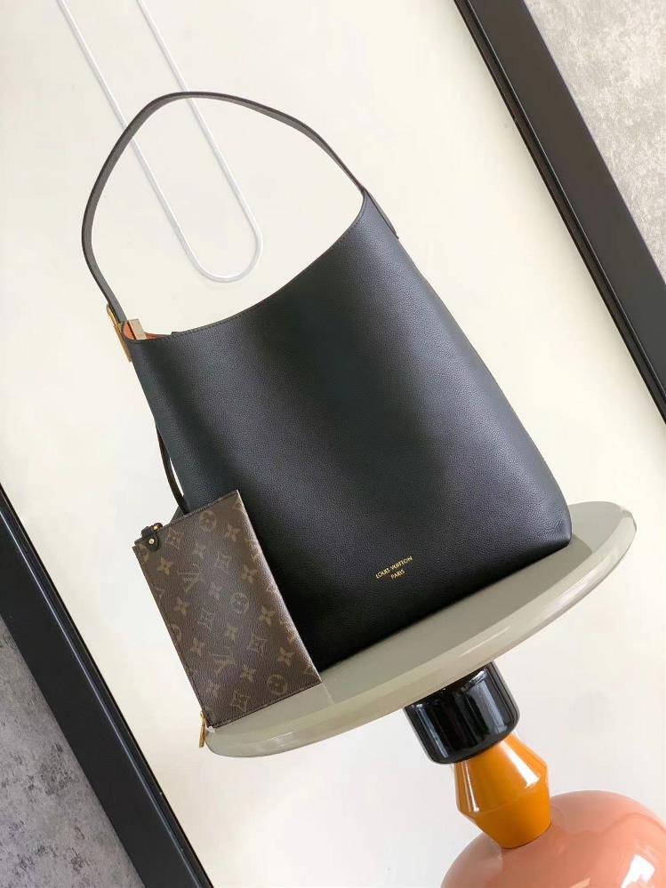 Low Key Hobo Medium Handbag m24856 BlackUsing soft cowhide leather to outline elegant lines paired with a suede lining to release a trendy atmosphere