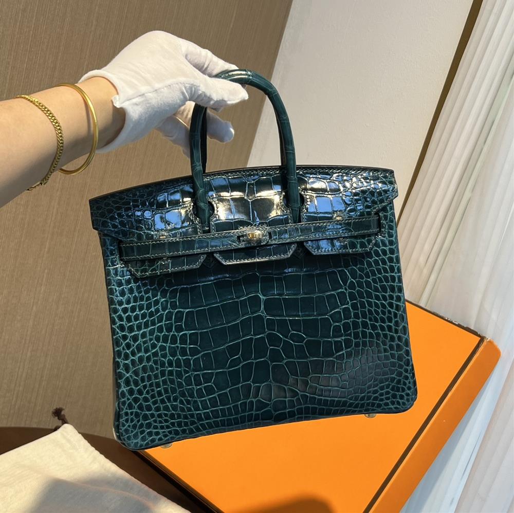 Birkin25 imported American high gloss 6O pine and cypress green gold buckle with three pieces of leather all handmade  professional luxury fashion br