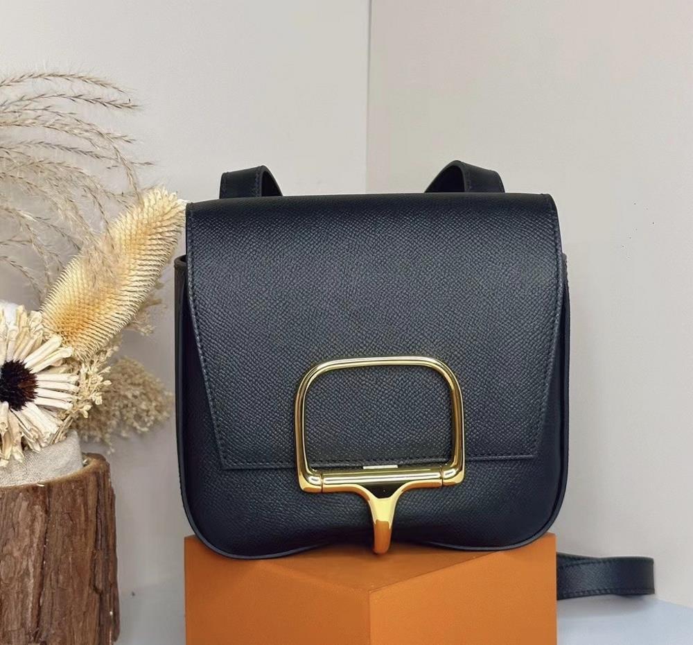Bottom bag Della Cavalleria mini 18cm epsom black gold buckle  professional luxury fashion brand agency businessIf you have wholesale or retail inte