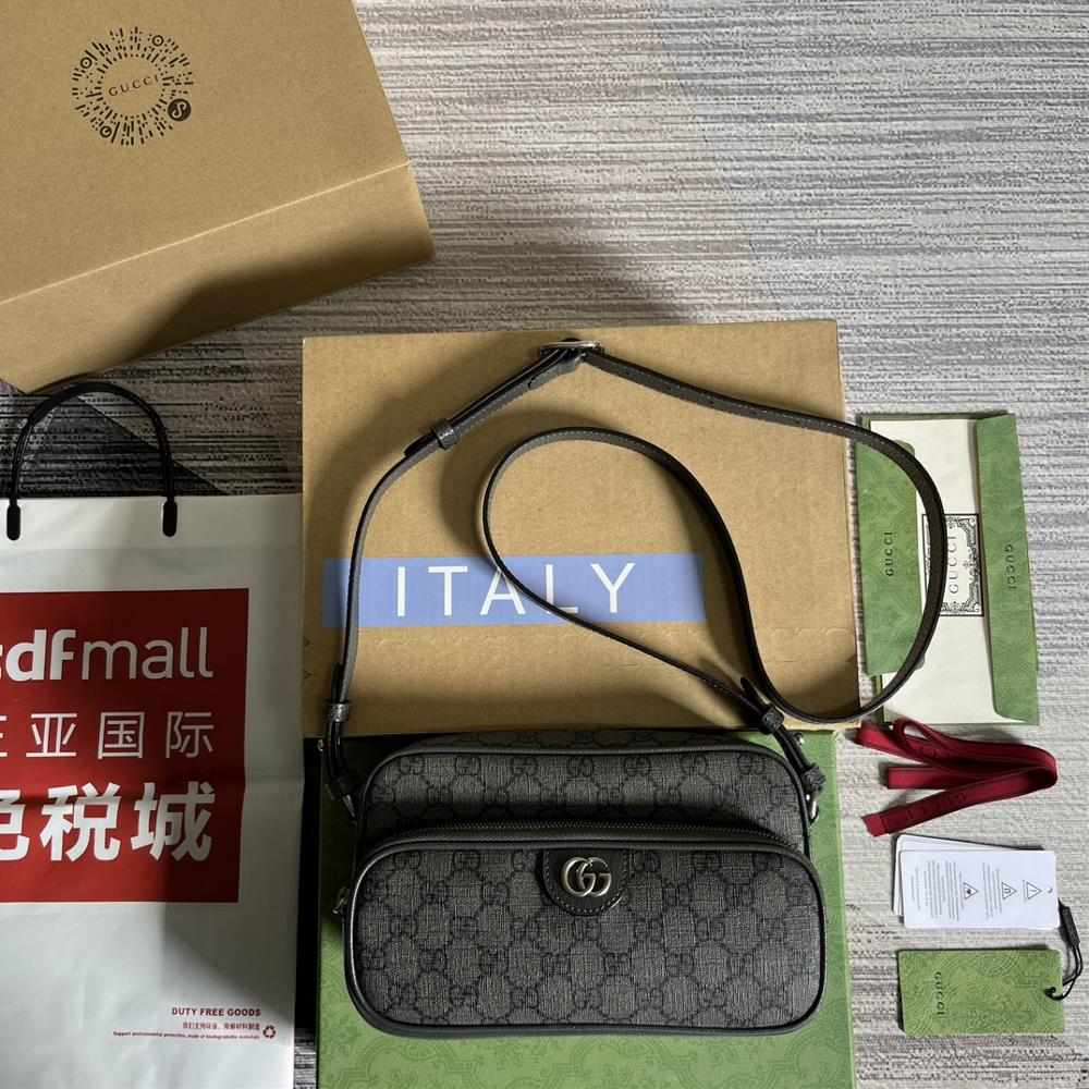 Comes with a complete set of Ophidia series mini handbags in green packaging at the counter and GG Supreme canvas in gray and ebony colors rejuvena