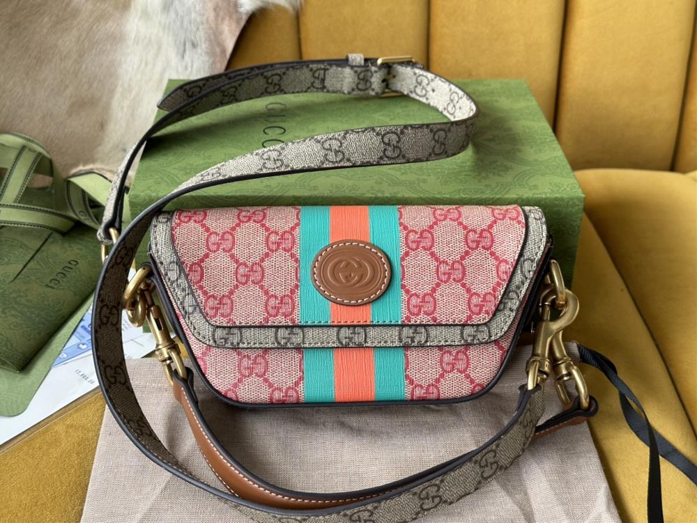 Original leather Gucci723762 presents a variety of colorful leather accessories to celebrate the New Year and the upcoming Spring Festival Crafted wi