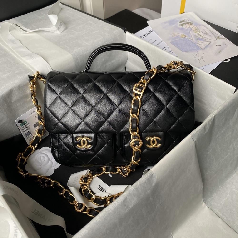 Chanel24A Advanced Work Visit Series Postman Bag AS4993 Chain Design is More Exquisite with Double C Buckles and Oil Wax Sheepskin Every detail revea