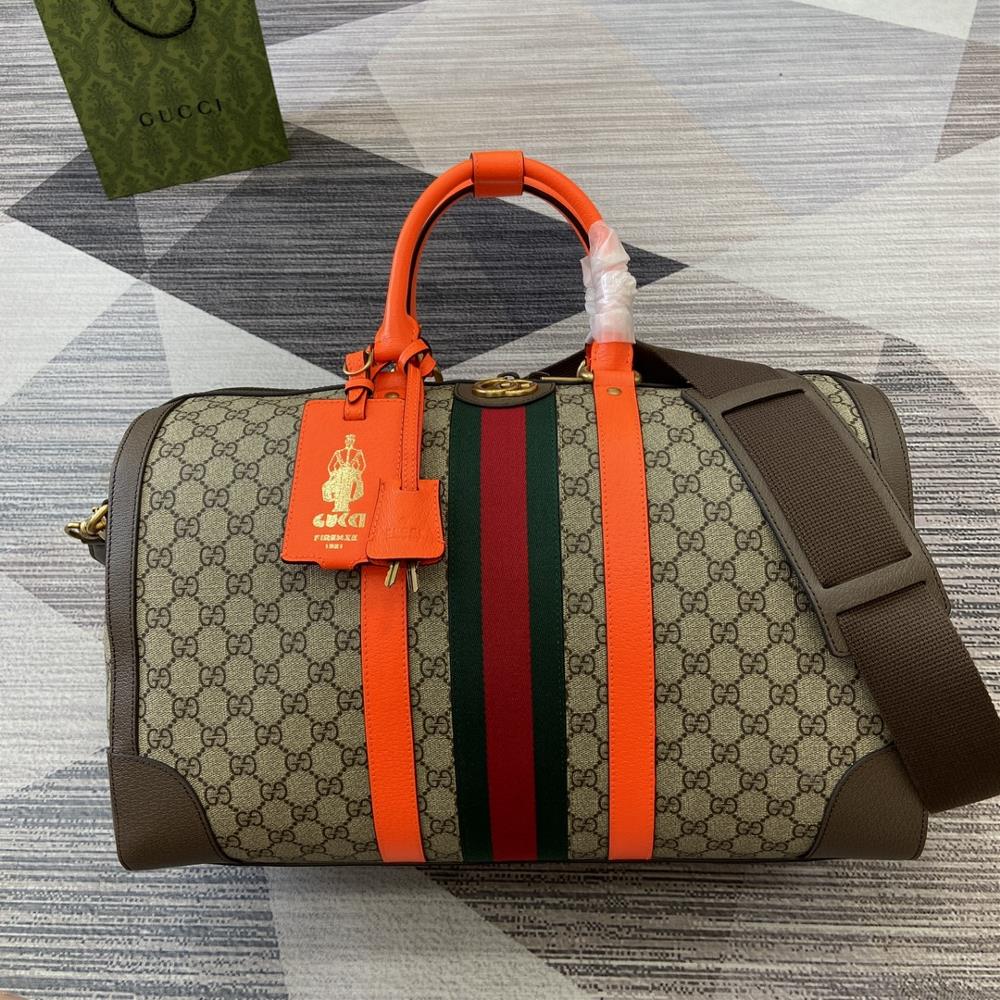 New Gucci Savoy Collection Medium Travel Bag with Green Gift BagThis item is from the Gucci Lido collection inspired by the summer vibe and beach c