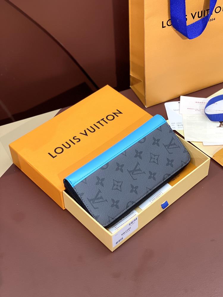 M62295 Grey Flower Blue Chip Edition ZIPPY Zippy Vertical Zippy Wallet This Louis Vuitton Zippy vertical zipper wallet is cut from Monogram Eclipse c