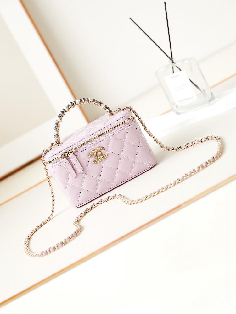 24Cp Limited Edition Pearl Handle Long Box Bag Makeup Diagonal Straddle Bag with Diamond Handle Calf Leather Matte Metal Hardware Exquisite and Luxur