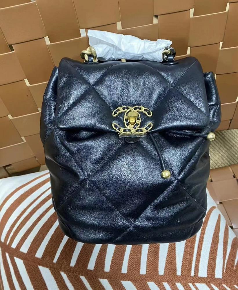 Its so classic and practical I recommend QiangqiangtagName AS4223tagId 61359503  professional luxury fashion brand agency businessIf