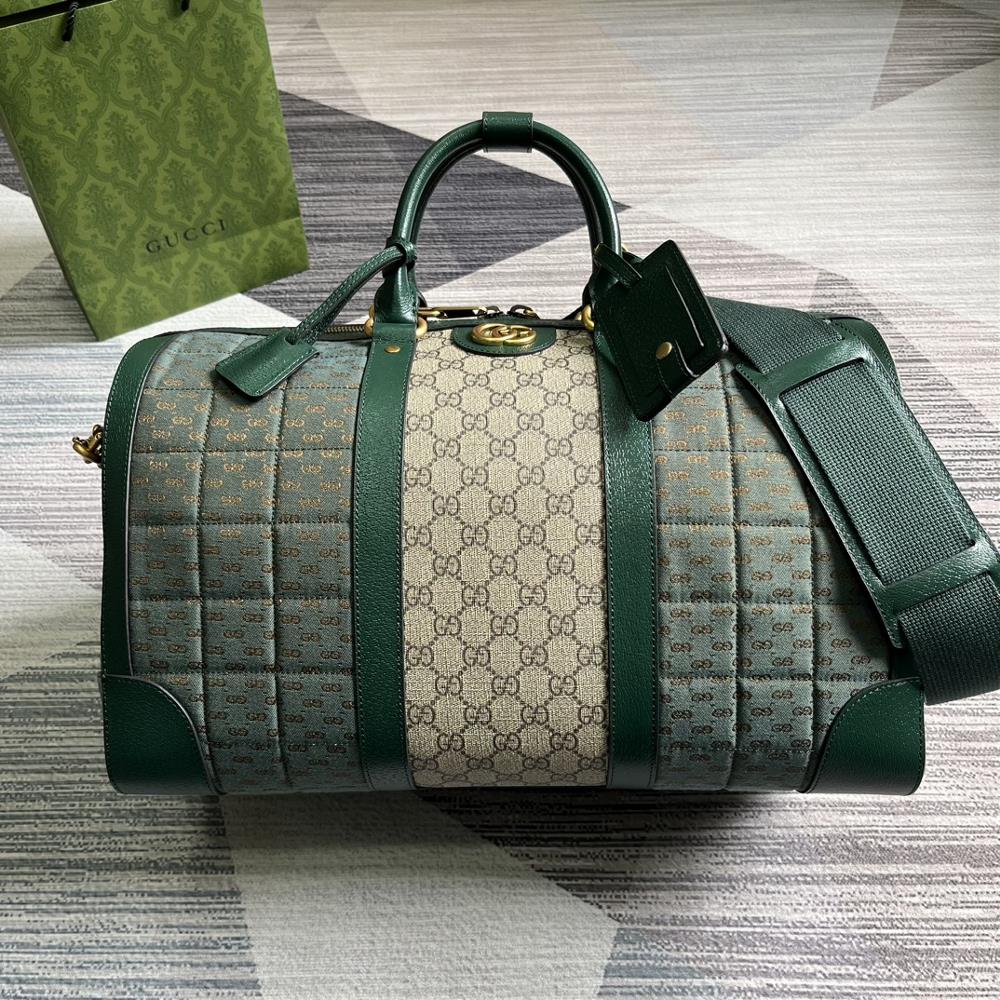 Comes with a mini GG canvas travel bag as a gift bag at the counter Gucci travel accessories break through design boundaries and constantly refresh