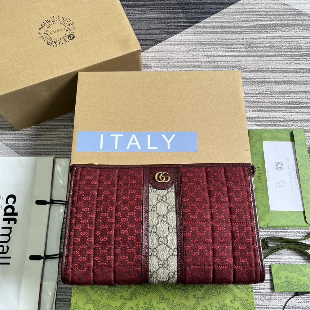 Comes with a complete set of mini GG canvas tote bags Gucci small leather accessories break through design boundaries and constantly refresh classi