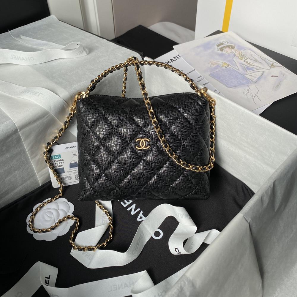 Chanel 24A   The small Hobo handle model AP4066 is made of granular cowhide with a metal woven handle design and a retro chain buckle It can be easil