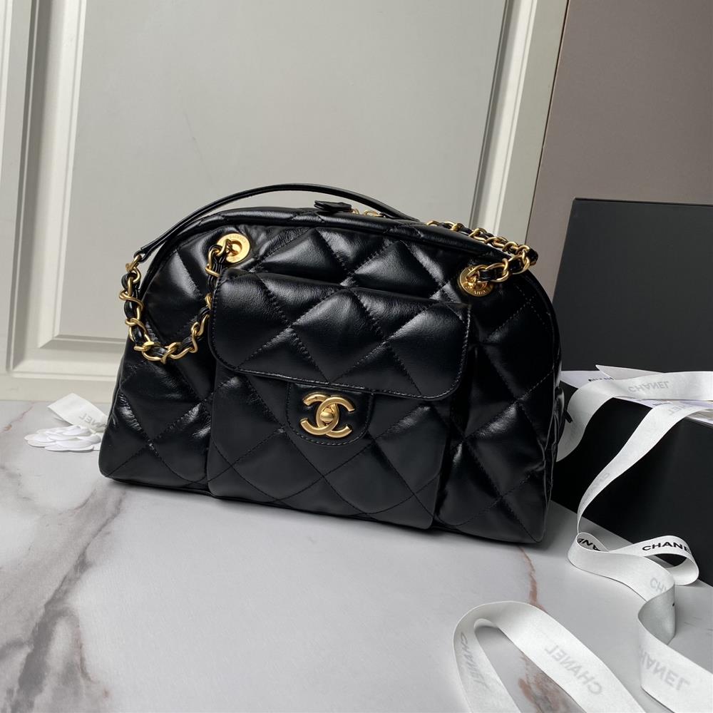 0Chanel24A bowling ball super stylish AS4905 oil wax leather with classic retro chain capacity a musthave for travel easy to carry goodlooking si