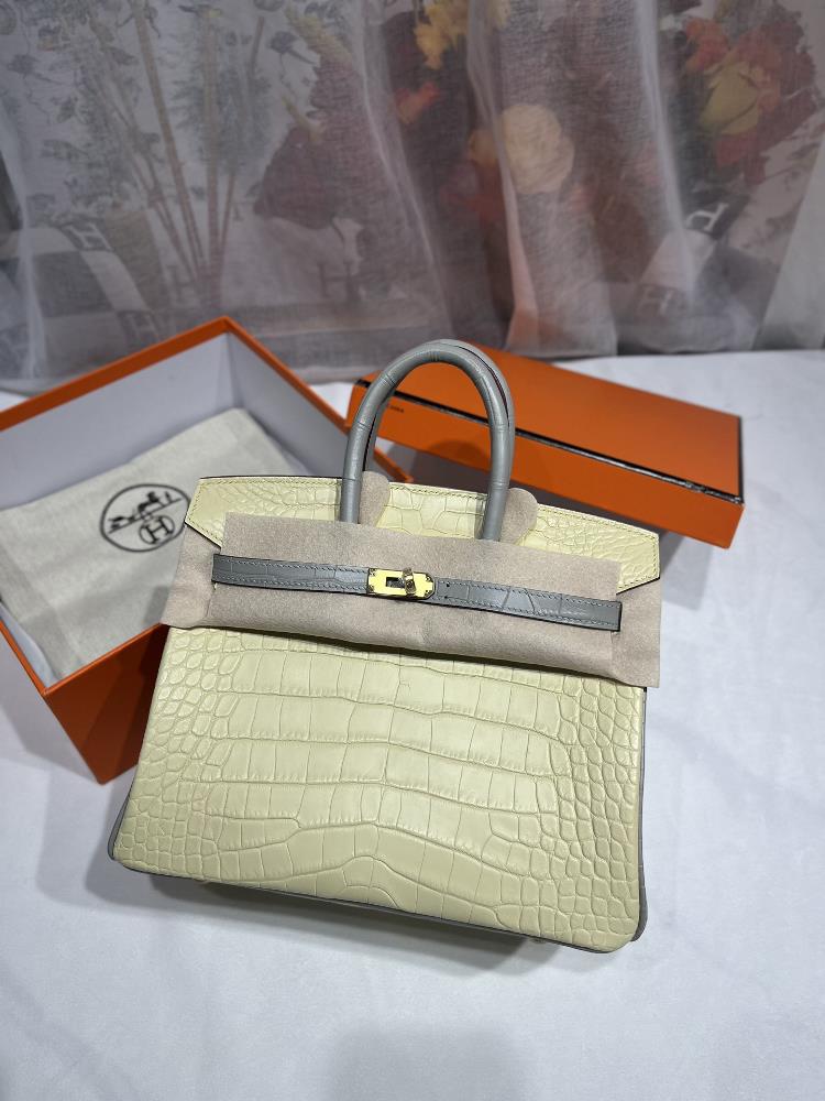 Birkin25 American matte crocodile skin chicken yellow with pearl gray in stock real shot color  professional luxury fashion brand agency businessI