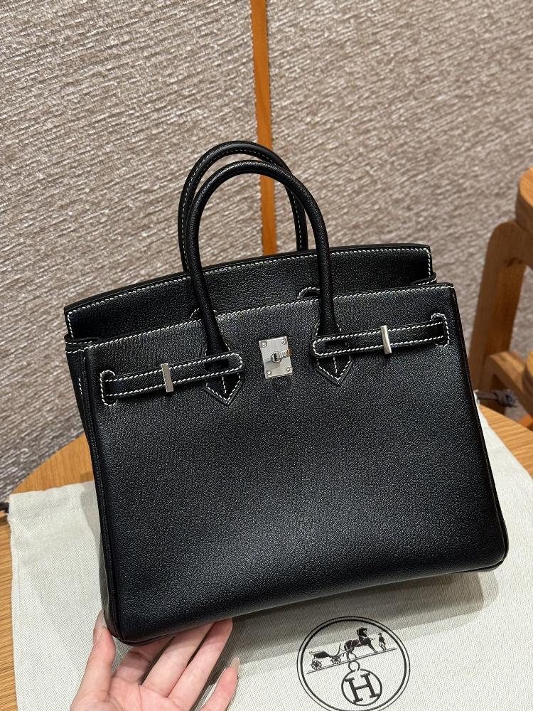 StyleBirkinColourck89noirSize252013cmLeatherChever From FranceHardwaresilver Platinum 25 black white line imported goat leather from France silver