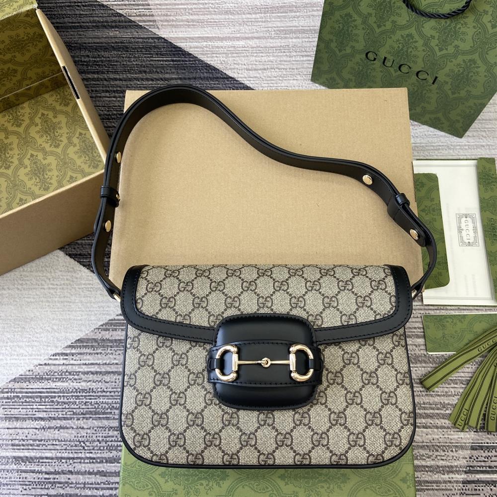 Comes with full packaging Gucci Horsebit 1955 series small shoulder backpackGuided by the vision of creative director Sabato De Sarno the Qixi Vale