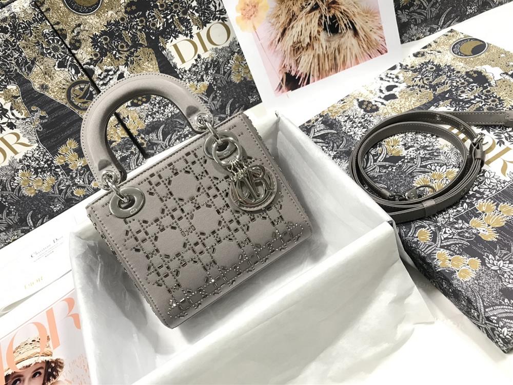 Lady Dior   Three grid hot diamond gray satin rattan lattice imitation crystal combined with exquisite and dignified temperament and fashionable mod