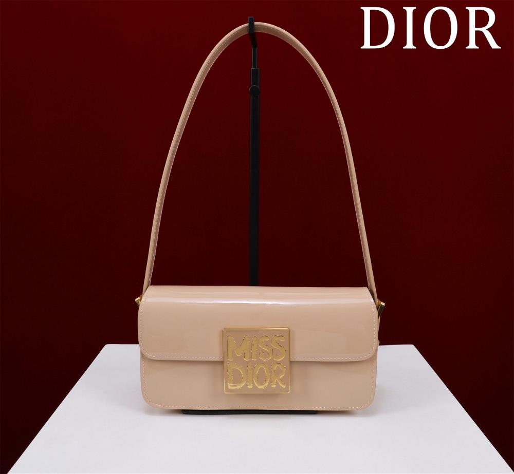 Miss Dior AlloverModel 2610Size 22 x 11 x 6 centimeters length x height x widthCan hold 1 mobile phone 1 wallet and lipstickThis Miss Dior flip hand