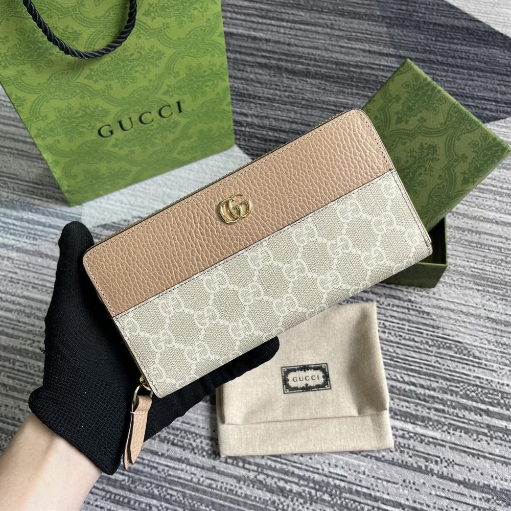 Comes with a full set of packaging GG Marmont series leather long wallet This keybag is made of classic double G letter interwoven pattern canvas a