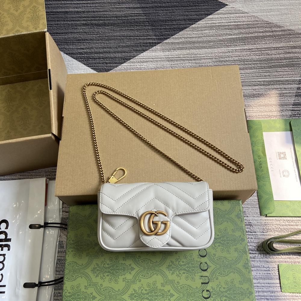 Imported original leather with complete packaging GUCCI GG Marmont genuine original leather GG Marmont Mini476433 size 165105cmMature original leat