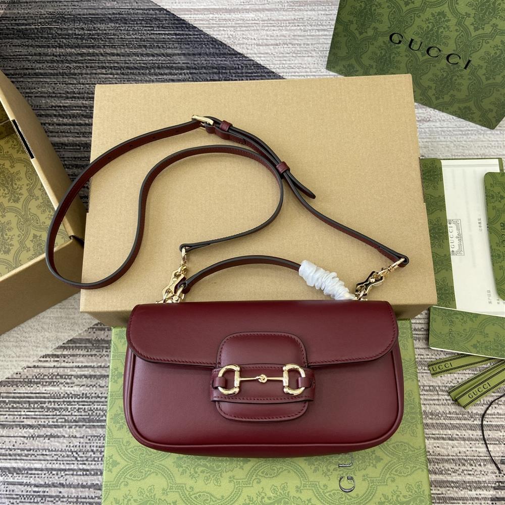 Comes with full packaging Gucci Horsebit 1955 series small handbagGuided by the vision of creative director Sabato De Sarno the Qixi Valentines Da