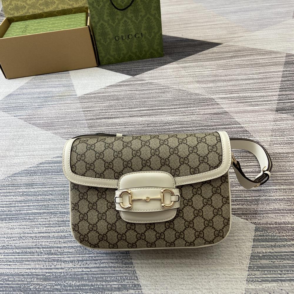 Comes with full packaging Gucci Horsebit 1955 series small shoulder backpackGuided by the vision of creative director Sabato De Sarno the Qixi Vale