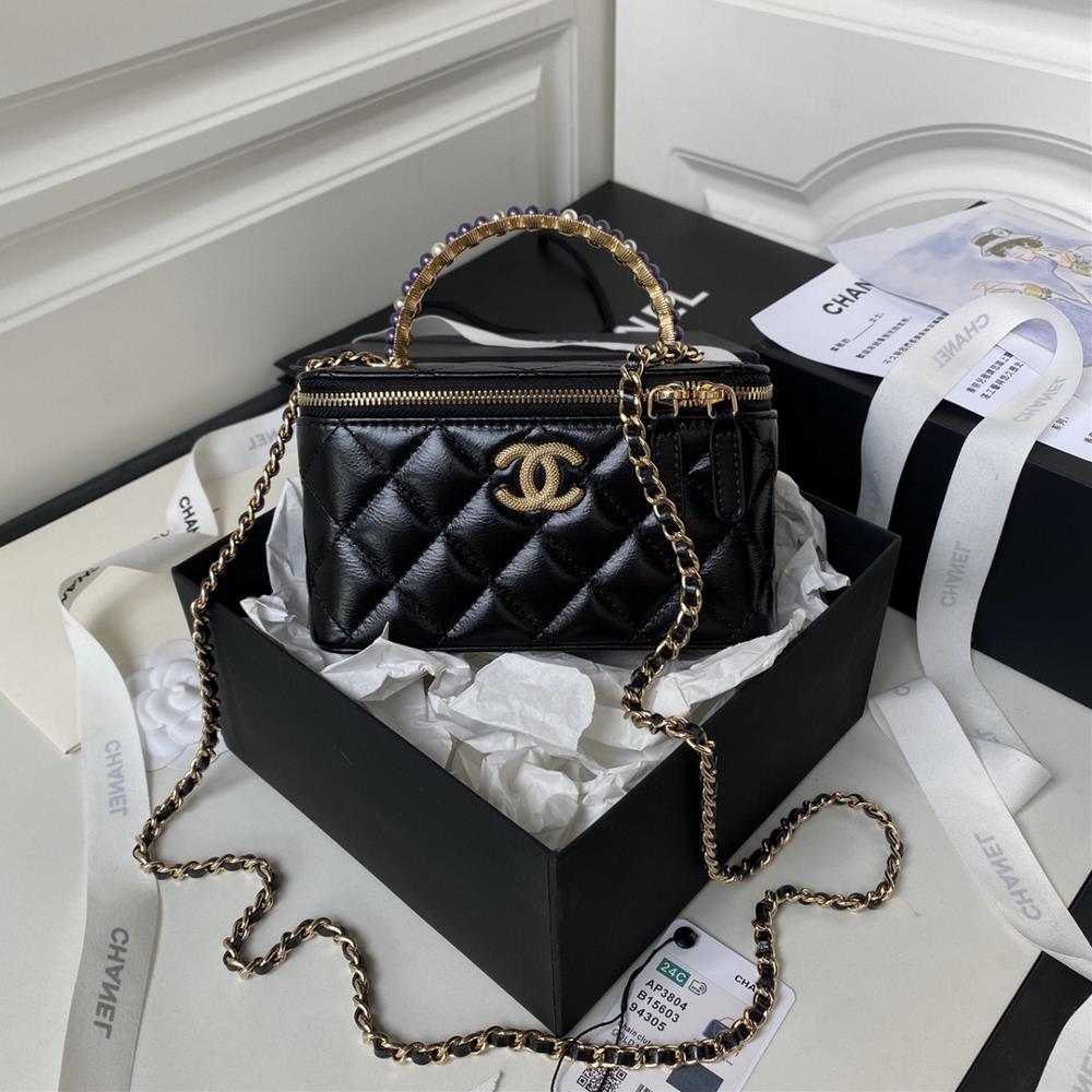 Chanel 24p Woc Pearl Handle Ap3804 Embossed Double C Logo with High Appearance and Full of Detail Too Exquisite The texture of the oil wax leather l