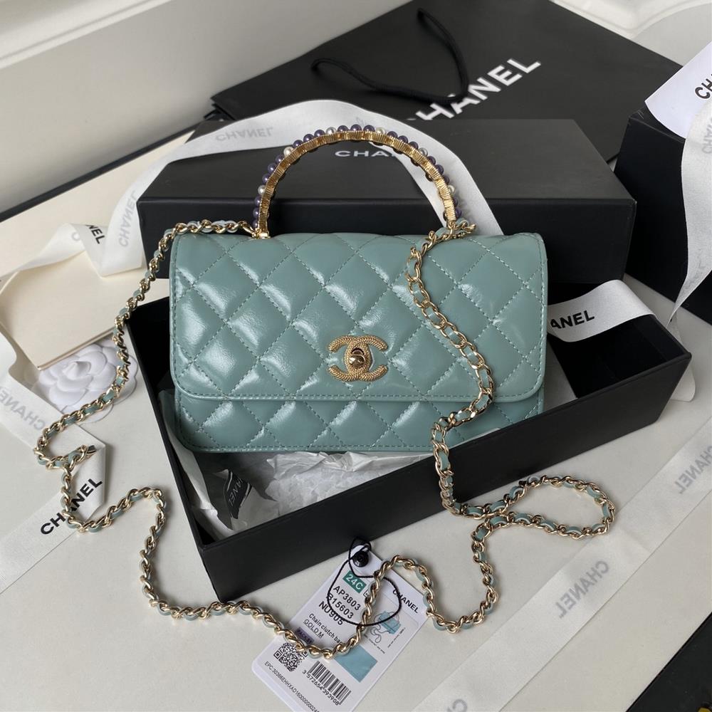 Chanel 24p Woc Pearl Handle Ap3803 Embossed Double C Logo with High Appearance and Full of Detail Too Exquisite The texture of the oil wax leather l