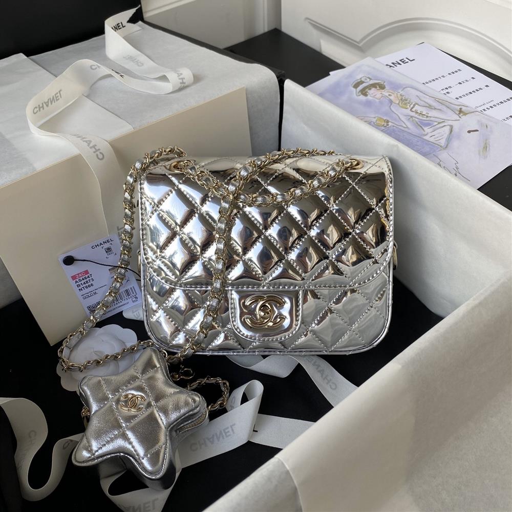 Chane24c Star Collection Radiant and Dazzling Goddess AS4647Open a party for the Chanel Star series featuring eyecatching and explosive bags The f