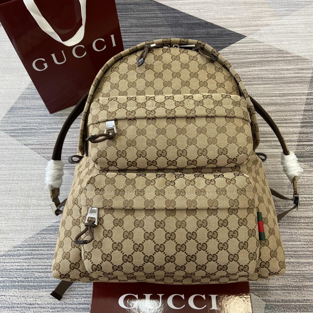 Comes with a Gucci logo mediumsized backpack as a gift bag at the counterAs a masterpiece of the 2024 autumnwinter mens fashion show this backpa