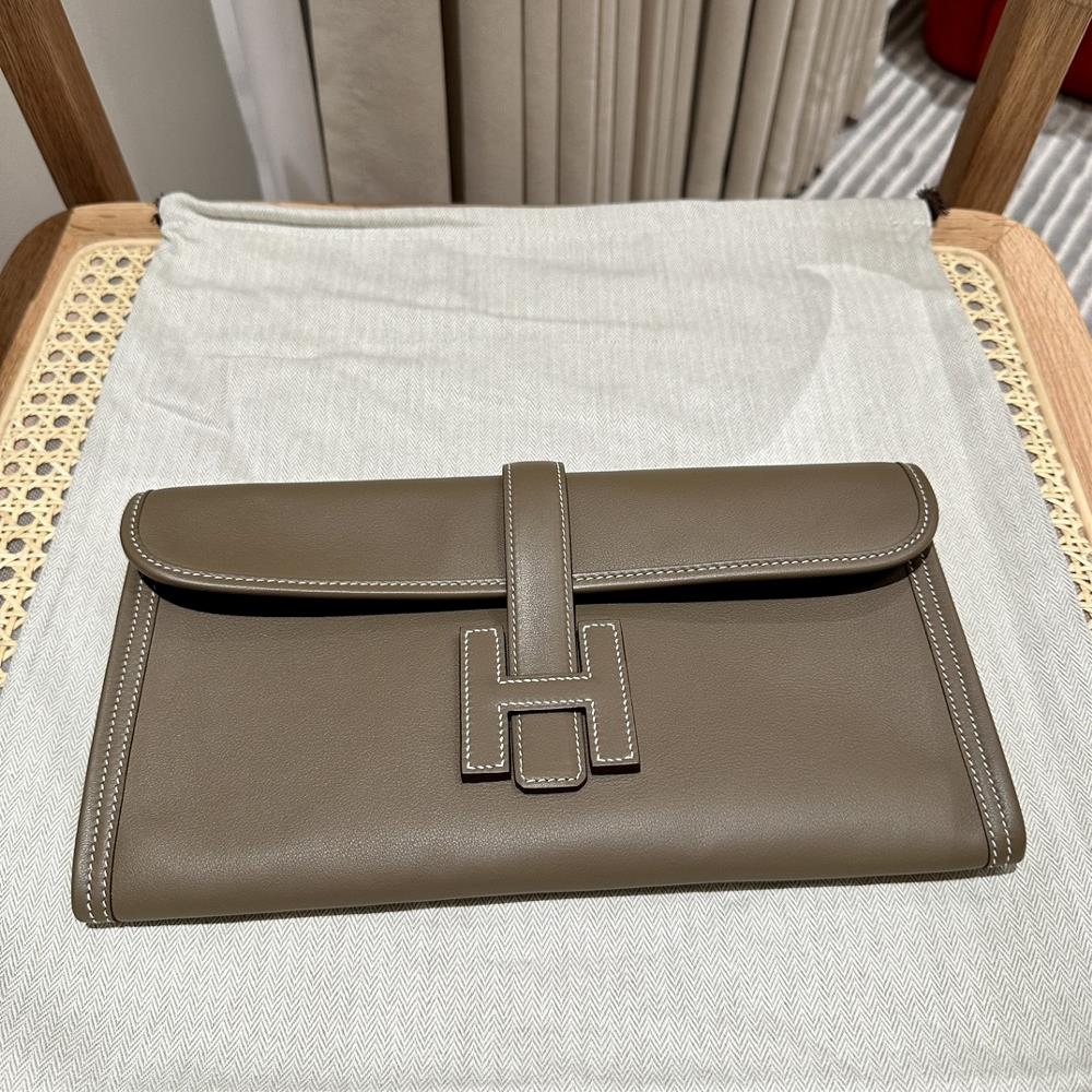 Jige Elanck18EtoupeswiftHandbag 29 elephant gray plain weave  professional luxury fashion brand agency businessIf you have wholesale or retail i