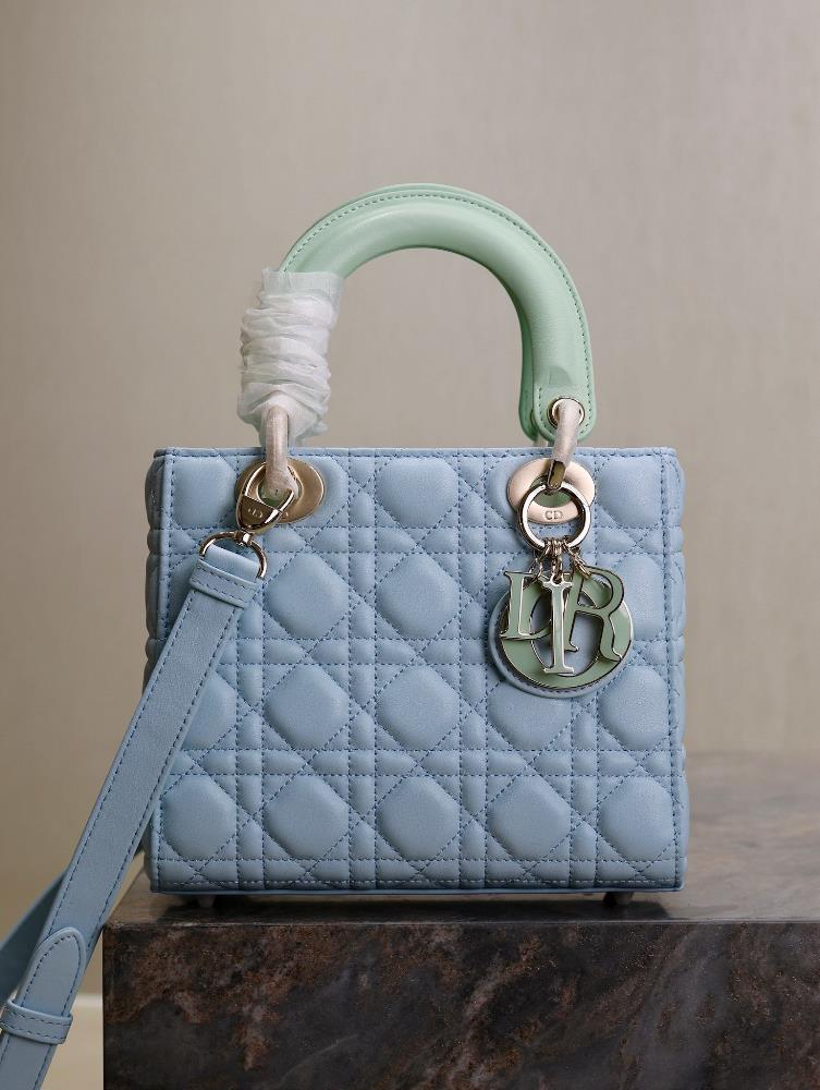 Lady Dior   Light blue to light greenFour grid sheepskin adjustable shoulder strapThis handbag embodies Dio rs profound insight into elegance and b