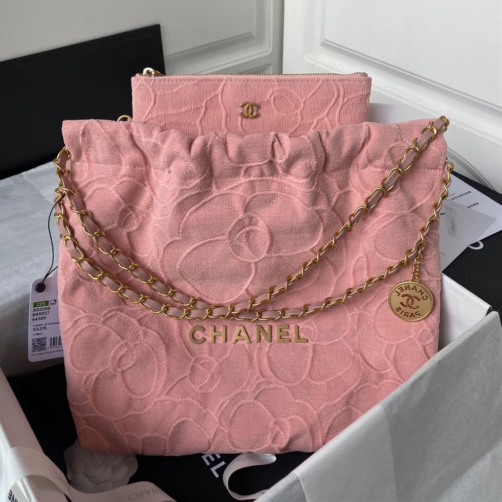 The popular 22 bag shopping bag AS3260 in the spring and summer of 2023S is the hottest and most worthwhile velvet series to buy this season Its name